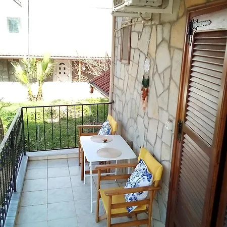 Thomas 3* Limenária