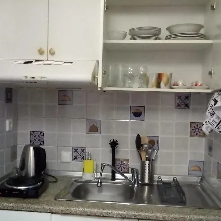 Thomas Guest house